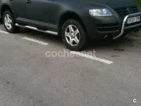 Usado VW Touareg 225 CV (165 kW) 2005 Negro SUV