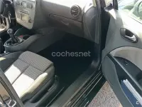 Usado Seat Leon Sport 105 CV (77 kW) 2007 Negro Utilitario