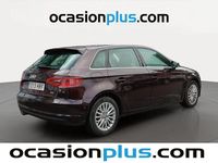 Usado Audi A3 Sportback Ambiente 150 CV (110 kW) 2013 Rojo Utilitario