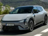 Usado Kia EV4 GT-Line 150 kW (204 CV) 2025 Gris Utilitario