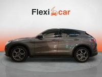 Usado Alfa Romeo Stelvio Sprint 200 CV (147 kW) 2022 Gris SUV