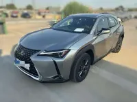Usado Lexus UX 250h Business Edition 152 CV (111 kW) 2023 Gris SUV
