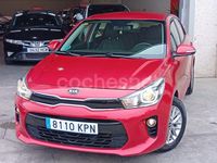 Käytetty Kia Rio 100 HP (73 kW) 2018 Punainen Sedan
