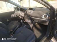 Usado Renault Clio II Dynamique 110 CV (80 kW) 2006 Negro Berlina