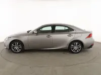 Usado Lexus IS300h Executive Line 223 CV (164 kW) 2019 Gris Berlina