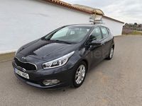 Usado Kia Ceed GT 90 CV (66 kW) 2013 Gris / plata Berlina