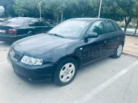 Usado Audi A3 Ambition 125 CV (91 kW) 2002 Negro Utilitario
