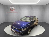 Usado VW Golf VIII Life 131 CV (96 kW) 2021 Azul Berlina