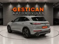 Usado DS Automobiles DS7 Crossback Performance 225 CV (165 kW) 2024 Gris / plata SUV