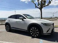 Usado Mazda CX-3 121 CV (88 kW) 2021 Gris / plata SUV