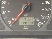 Usado Citroën C5 Exclusive 138 CV (101 kW) 2003 Rojo Berlina