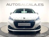 Usado Peugeot 208 Signature Sky 82 CV (60 kW) 2019 Blanco Utilitario