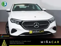 Usado Mercedes E220 197 CV (144 kW) 2024 Blanco Berlina