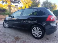 Usado VW Golf IV Conceptline 90 CV (66 kW) 2005 Negro Berlina
