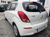 Usado Hyundai i20 2012 Blanco Berlina