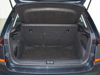 Usado Skoda Kamiq Ambition 95 CV (69 kW) 2021 Gris SUV