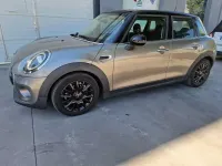 Usado Mini Cooper 136 CV (100 kW) 2019 Gris Utilitario