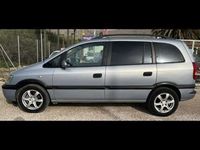 Usado Opel Zafira Elegance 100 CV (73 kW) 2002 Gris Monovolumen