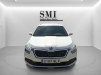 Usado Skoda Kamiq Ambition 110 CV (80 kW) 2023 Blanco SUV