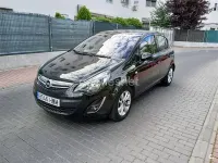Usado Opel Corsa Selective 85 CV (62 kW) 2014 Negro Utilitario