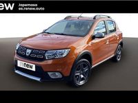 Usado Dacia Sandero 90 CV (66 kW) 2017 Naranja Berlina