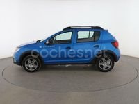 Usado Dacia Sandero Essentiel 90 CV (66 kW) 2019 Azul Utilitario
