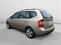 Usado Kia Carens Active 140 CV (102 kW) 2007 Beige Monovolumen