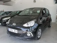 Usado Hyundai i10 66 CV (48 kW) 2014 Negro Utilitario