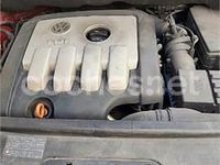 Usado VW Touran Advance 140 CV (102 kW) 2005 Rojo Monovolumen