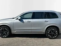 Usado Volvo XC90 Plus 250 CV (183 kW) 2025 Gris / plata SUV
