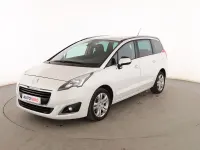 Usado Peugeot 5008 Style 120 CV (88 kW) 2016 Blanco Monovolumen