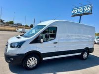 Usado Ford Transit Trend 130 CV (95 kW) 2022 Blanco Berlina