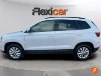 Begagnad Skoda Karoq Active 115 HK (84 kW) 2022 Vit SUV