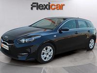 Używany Kia Ceed 136 KM (100 kW) 2023 Czarny Hatchback