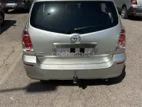Usado Toyota Corolla Verso Luna 116 CV (85 kW) 2005 Beige Monovolumen