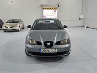 Usado Seat Cordoba Reference 100 CV (73 kW) 2005 Gris / plata Berlina
