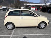 Usado Lancia Ypsilon 70 CV (51 kW) 2006 Blanco Utilitario