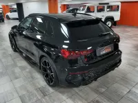 Usado Audi RS3 Sportback 400 CV (294 kW) 2022 Negro Utilitario