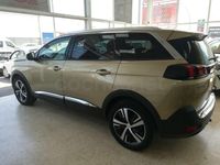 Usado Peugeot 5008 Allure 130 CV (95 kW) 2018 Beige SUV