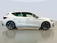 Usado Cupra Leon 150 CV (110 kW) 2025 Blanco Berlina