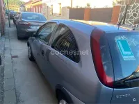 Usado Opel Corsa Enjoy 75 CV (55 kW) 2004 Gris / plata Utilitario