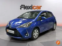 Usado Toyota Yaris Active 100 CV (73 kW) 2020 Azul