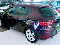 Käytetty Seat Leon FR 150 HP (110 kW) 2017 Violetti Sedan