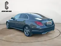 Usado Mercedes C220 Avantgarde 170 CV (125 kW) 2015 Gris / plata Berlina
