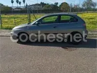 Usado Seat Ibiza Stella 64 HP (47 kW) 2002 Bege Citadino