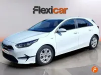 Usado Kia Ceed 100 CV (73 kW) 2021 Blanco Utilitario