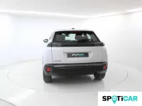 Usado Peugeot 2008 Style 100 CV (73 kW) 2024 Blanco SUV