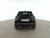 Usado Peugeot 2008 Allure 136 CV (100 kW) 2025 Negro SUV
