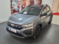 Usado Dacia Sandero Expression 91 CV (66 kW) 2024 Gris / plata Berlina
