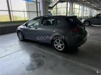 Usado Seat Leon Copa 105 CV (77 kW) 2011 Gris / plata Utilitario